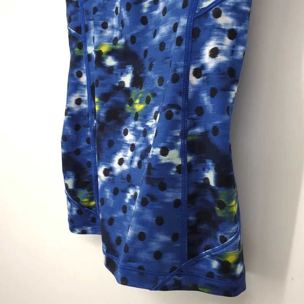 Lululemon Kanto Catch Me Tank‎ Windy Blooms Polka Dot Blue Size 4